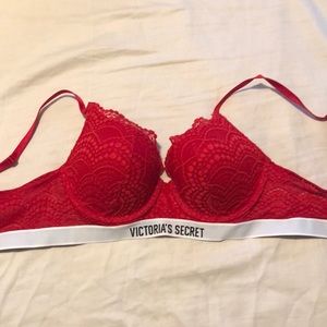 Red lace Victoria Secret 36B